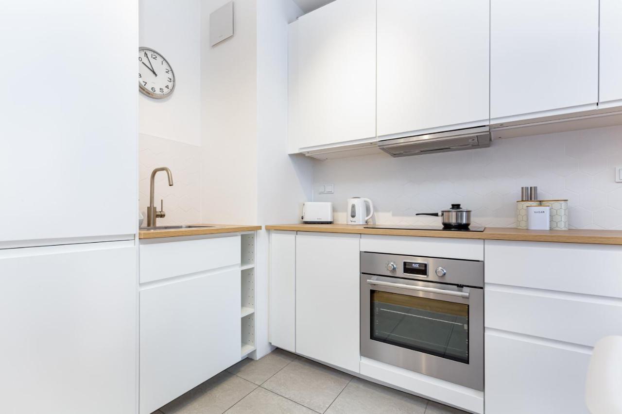 Apartments Varsovia Kasprzaka By Noclegi Renters Ngoại thất bức ảnh